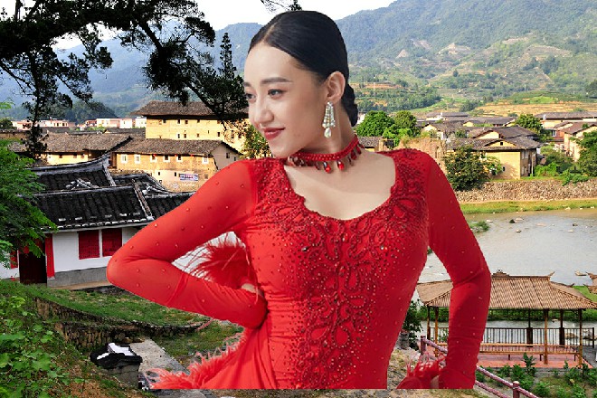 这火锅城的客人们哪敢说个不字，一个个直接往门外溜去