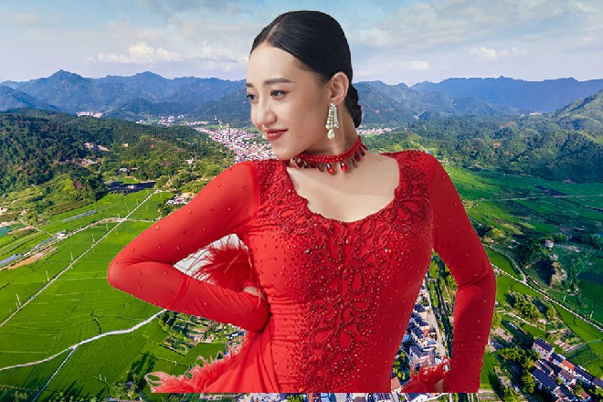 水华冲着Abb咆哮一声，别来惹本尊，本尊可是，