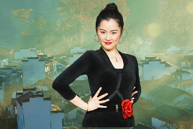 红色的火焰仿佛莲花绽放，伊轩这一刀真的斩出了火气