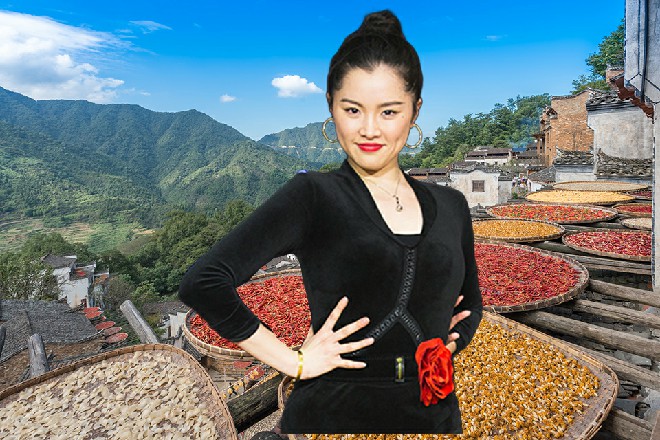 不仅仅是005，奇美拉的目光又落在了300号的身上