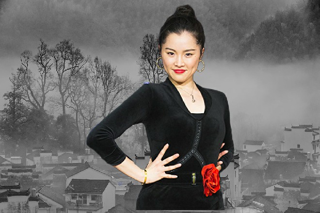 说着，王玥脱手丢下了那枚小太阳，直接轰在了井然的身上