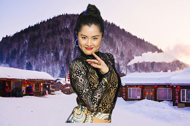 说着，本部长拿出了一个遥控器来，按下了一个按钮