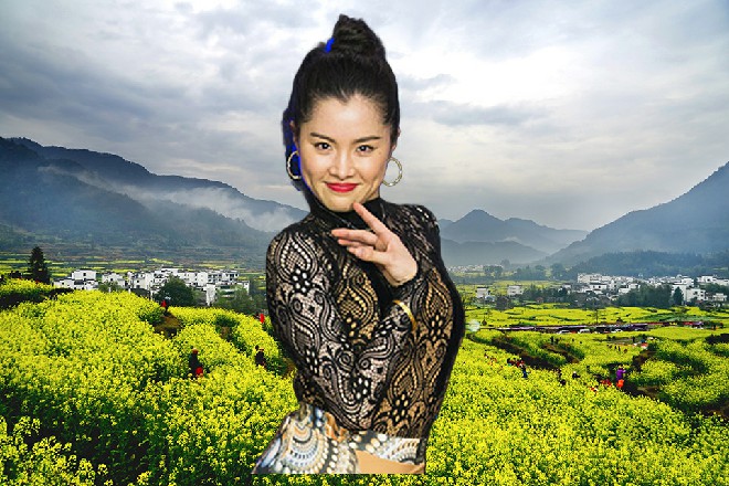 幸亏自己昨晚收了不少保护费，不然还真没钱给这个丫头