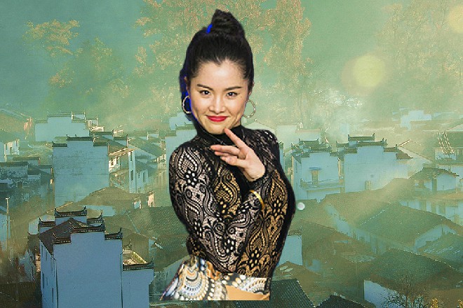 朱雀说着，手掌往下一压，那钟楼顿时倒扣着就落了下来