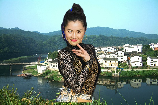 主席坐在会议桌前，听到这个消息，身体都忍不住轻轻颤抖