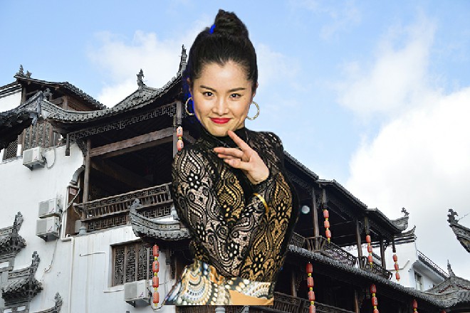 秦大哥，我，我就是想问问，你真的把我当小孩子么