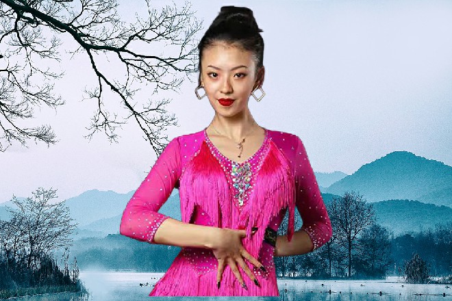 他拎着七星剑，一副仙风道骨的模样，我们速战速决