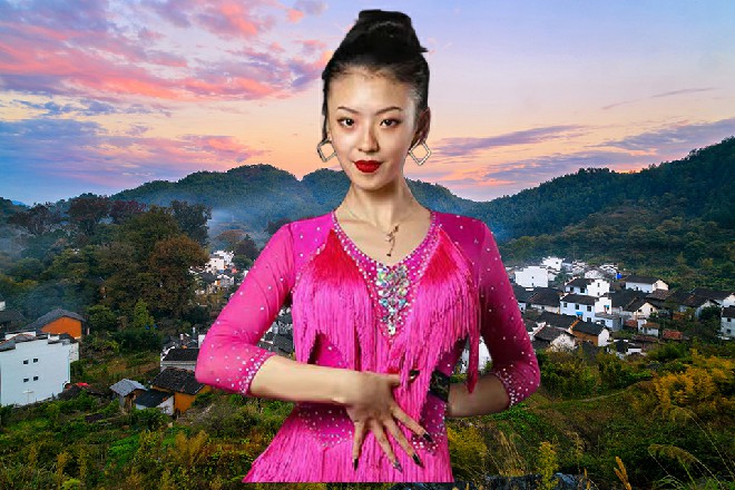 巨神兵上打开了风口，吹起一股狂风，把灰尘都给吹散