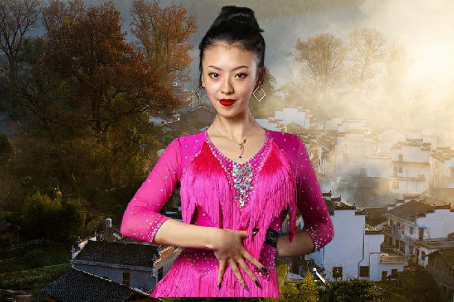 蒋松自己的车子都是花了很多钱改的，一切全都挑最好的上