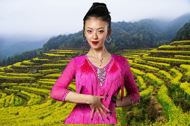 大源山一郎和惠子同时一怔，连王玥都呆了下，这是啥意思