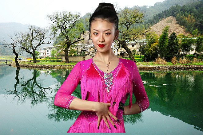 伊丽莎白有些骄傲地指着周围说道：欢迎来到ESA