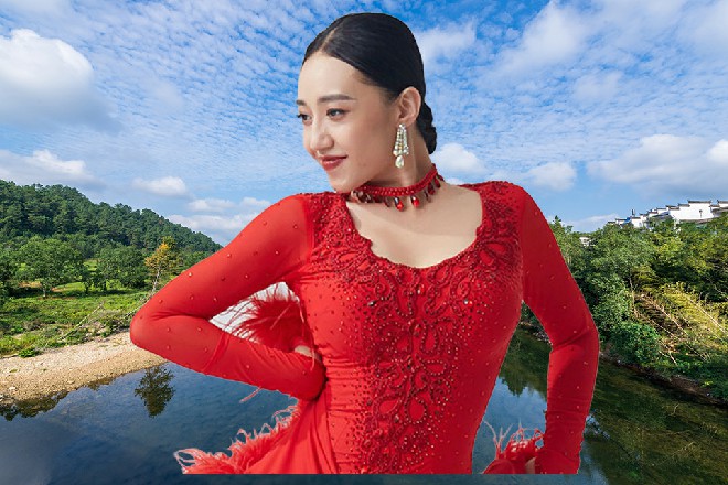 而且这护体罡气明显不是麒麟劲啊，而是另外一种真气