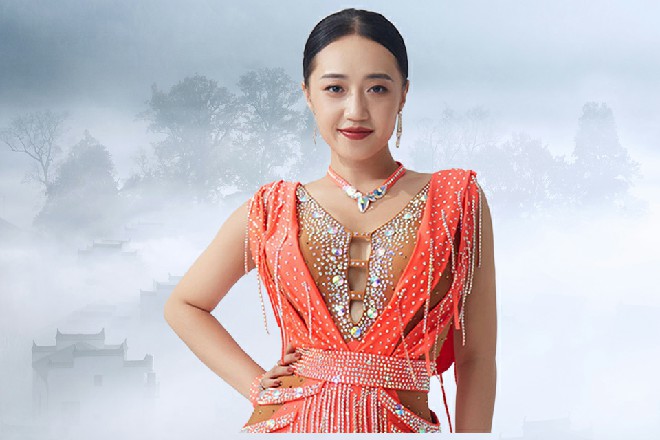 大家都有剑罡，又都是登封的实力，一时间打的不相上下