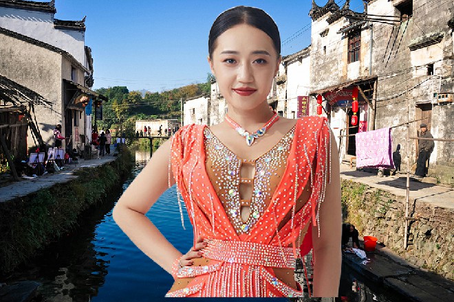 秦海却有点急了，别藏着你的本性啊尽情展现出来啊