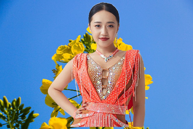 阮玲只负责领若依入门，剩下的事情还需要蓝水心来帮忙