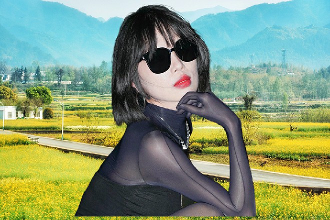 擎龙冷笑几声，不一会，本少就能让她乖乖跳入我的怀里来