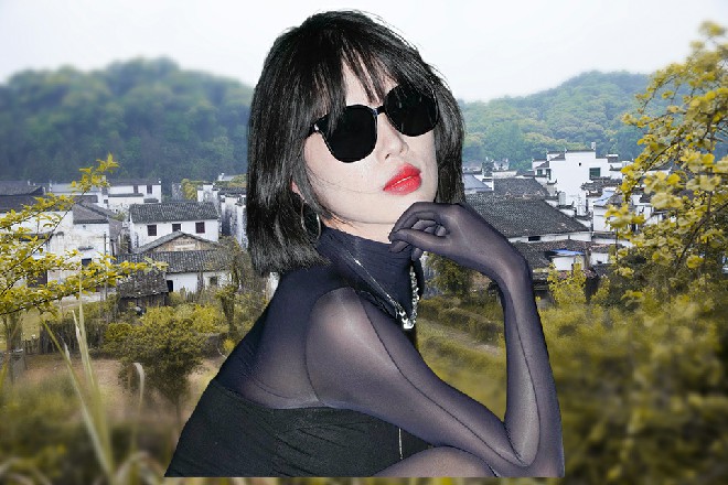 苏曼s哈哈一笑，反正我相信因果，没准我们是情定三生的缘分