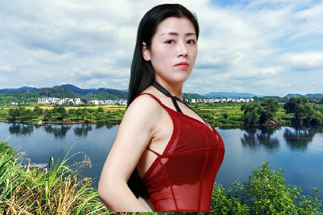 本部长大吃一惊，心中狂震，慌忙对着王玥下了命令