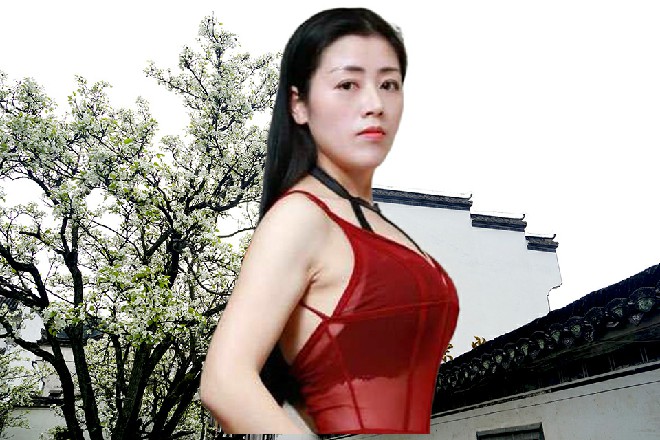 众人哄堂大笑，因为那小弟的家里真的是卖烤地瓜的