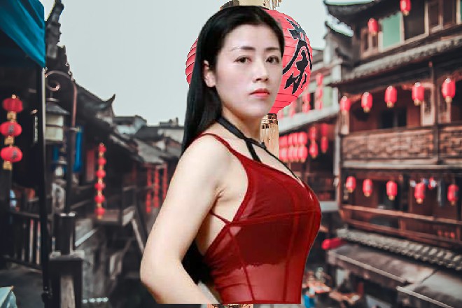 多隆他们一起下了履带车，然后调出纳米装甲，披在了身上