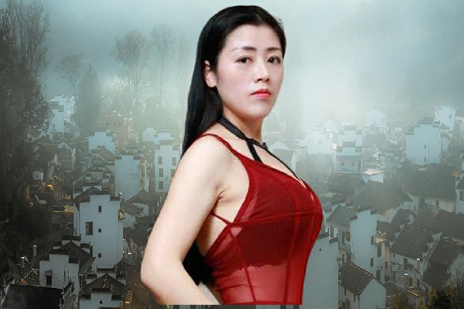 黄宏山惊呼一声，双腿分开，直接压在地上，来了个下劈叉