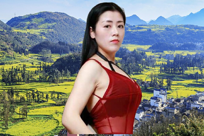 红色妖姬说着，直接从后面一伸手，掌心扣在了地藏的脑袋上