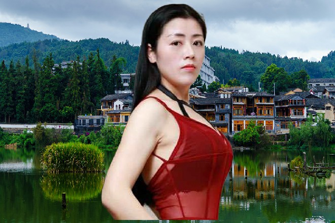 所以看到苏曼s竟然还用手枪，唐燕看他的目光也更加轻蔑起来