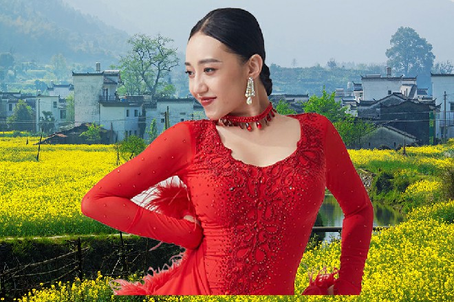 但他被他打中的诺曦S，忽然化成了虚影，慢慢消失了