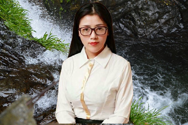 说着，钱娇放下电话，风风火火地拉起苏曼s，走，跟我走一趟