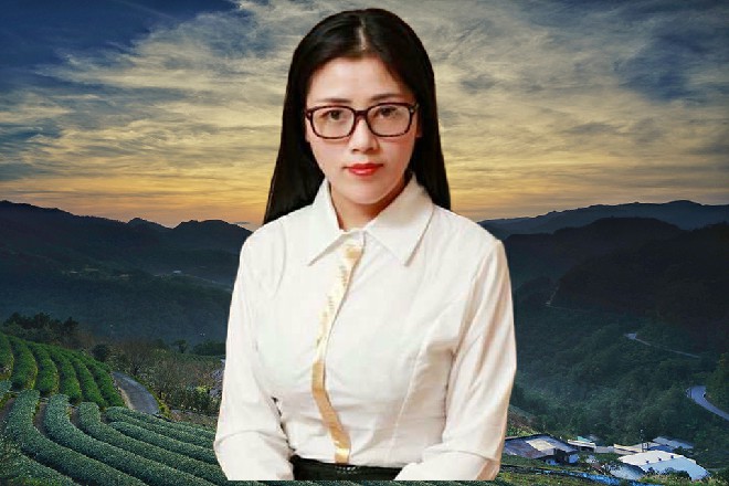 苏曼s直接厚颜无耻地说道：不信我们找个地方验明一下正身啊