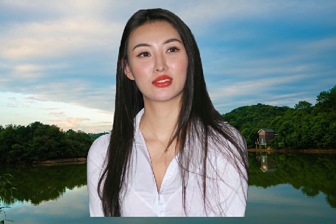 闰东升的那一颗独眼里闪烁着震惊，嘴里吐出了一句韩文来