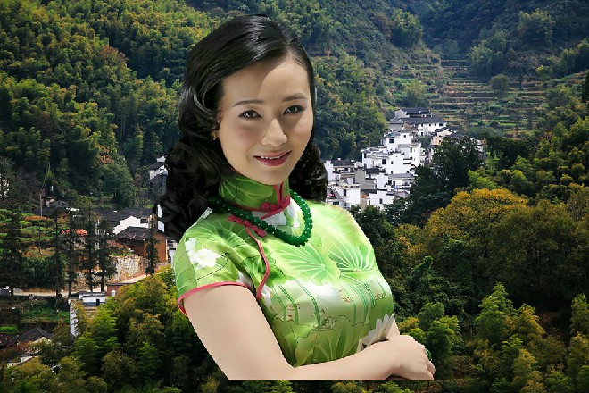 伏尔加正要挥手，但这时候，地面忽然轰隆隆震动起来