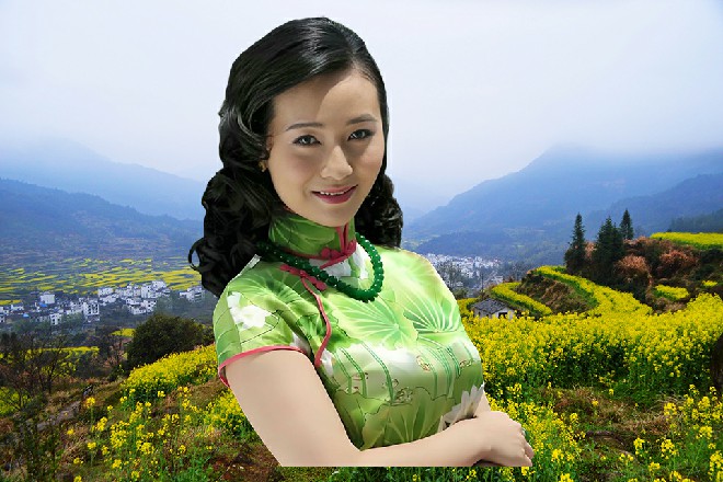 大，大哥你看你掏枪干啥，我，我就跟你闹着玩呢，