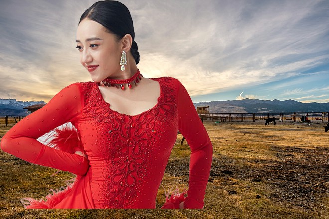 若依体内拥有猴子的基因，在这山洞里穿梭，十分的灵活