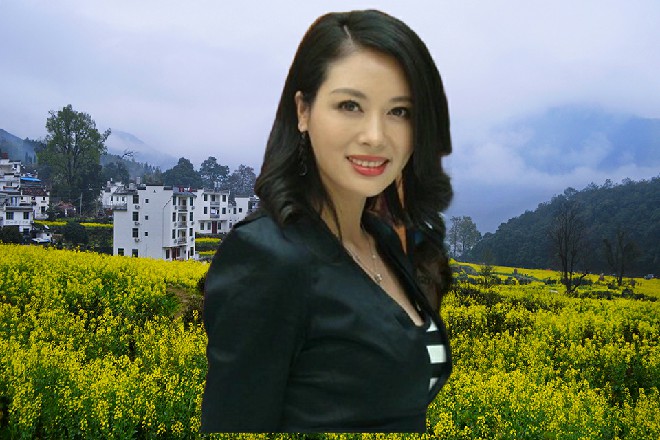 那火焰扩散开来，灼热的火浪几乎逼到了众人的面前