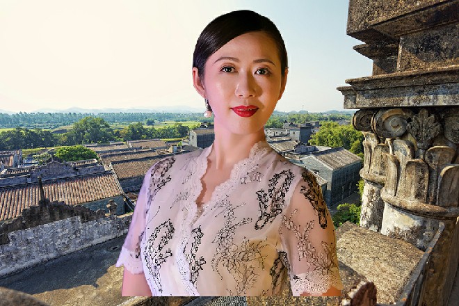 切，一看你那样子就是不相信算了，反正我也就是说说