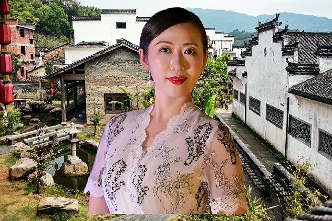 龙娇娇眼神迷离，仿佛回到了几年前，同样是在这个大堂里