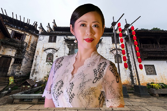 搏拉古尔芬却是岿然不动，任凭这巨锤砸在了他的胸口