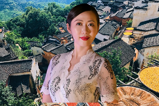 雷威的身体忽然在空中一转，接着连续几脚蹬蹬蹬踢了过来