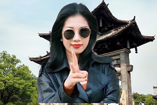 诺曦S说着，膝盖抬了起来，直接顶在了唐杰的腹部上