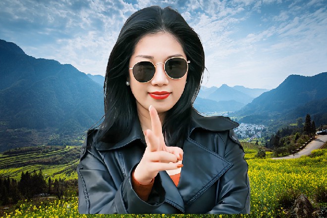 戈旦哈哈笑道：这东西就是鉴定你的初始属性的，来吧