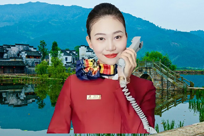 赤红色的剑气终于被挡了下来，诺曦S却直接站了起来