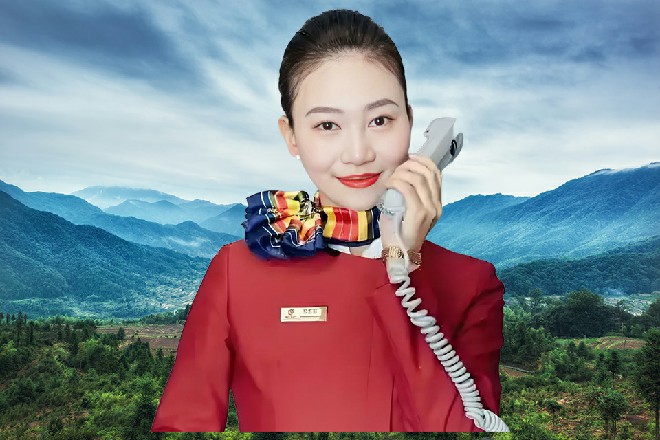 穷奇不敢多说半句了，连忙躲到一边，依然连大气都不敢出