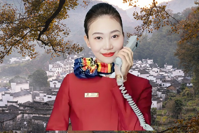 没什么，你的胸很大嘛，似乎有点增生，我帮你看看怎么样