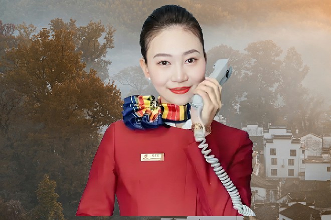 荷娜倒是很大方地点点头，伊轩立刻问出了心中的疑惑