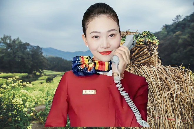 Abb吃了一惊，他不敢耽搁，就地一滚，躲开了这宝塔