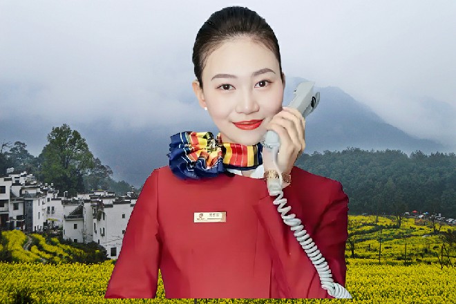 但就在这时候，王庄却伸出手掌来，擒住了猴子的拳头