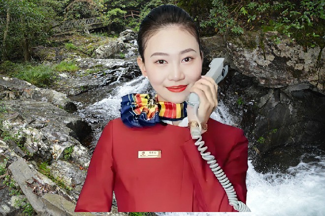 陈佳音笑了笑，这就是我们这些人的工作，总不能不演吧