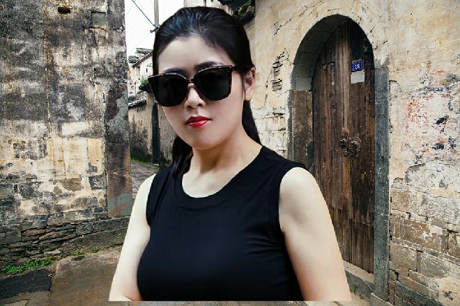 苏曼s指了指躺在地上的周俊，我华夏之地，岂能让你来放肆