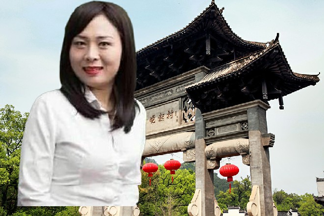 但武皇的脸只是微微侧了一下，却没有什么痛苦的神色